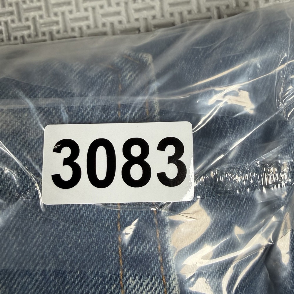 Vintage Levi's 501 USA Made Straight Leg Jeans Mens 38x34 Fit 37x33 Button Fly - Picture 11 of 11